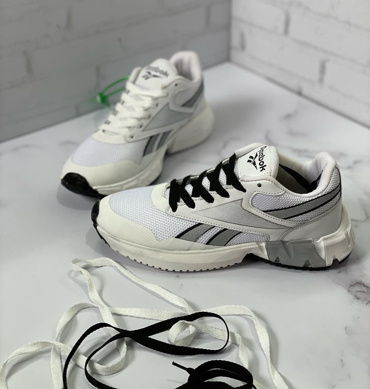 کتونی اسپرت زنانه reebok زیبا و با دوام