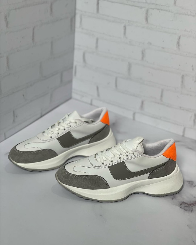 کتونی اسپرت زنانه puma شیک و زیبا