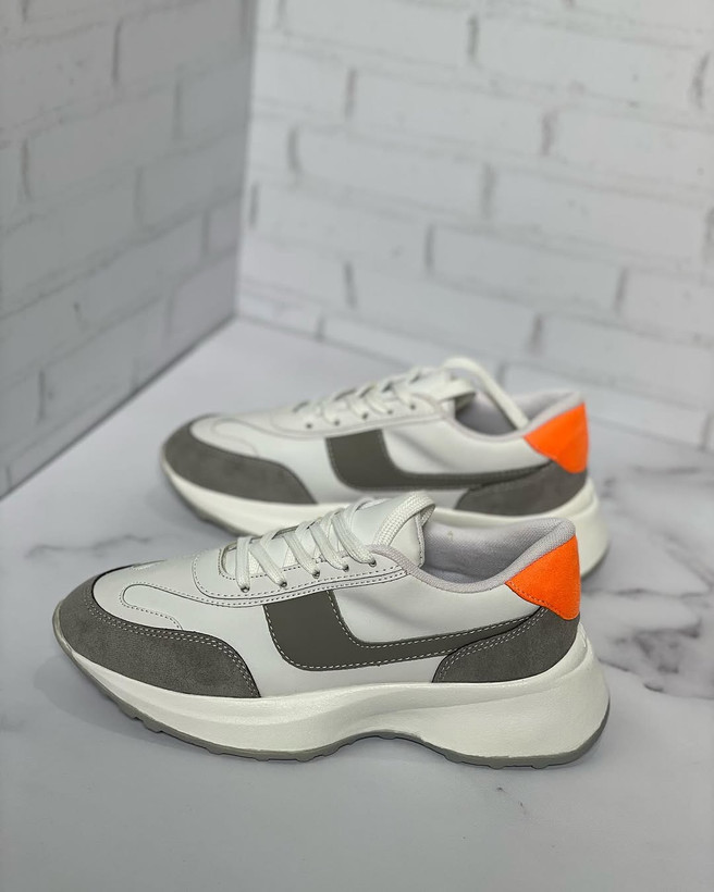 کتونی اسپرت زنانه puma شیک و زیبا