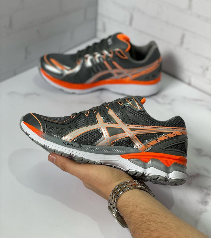 کتونی اسپرت مردانه Asics مدل Gel kayano سبک و راحت